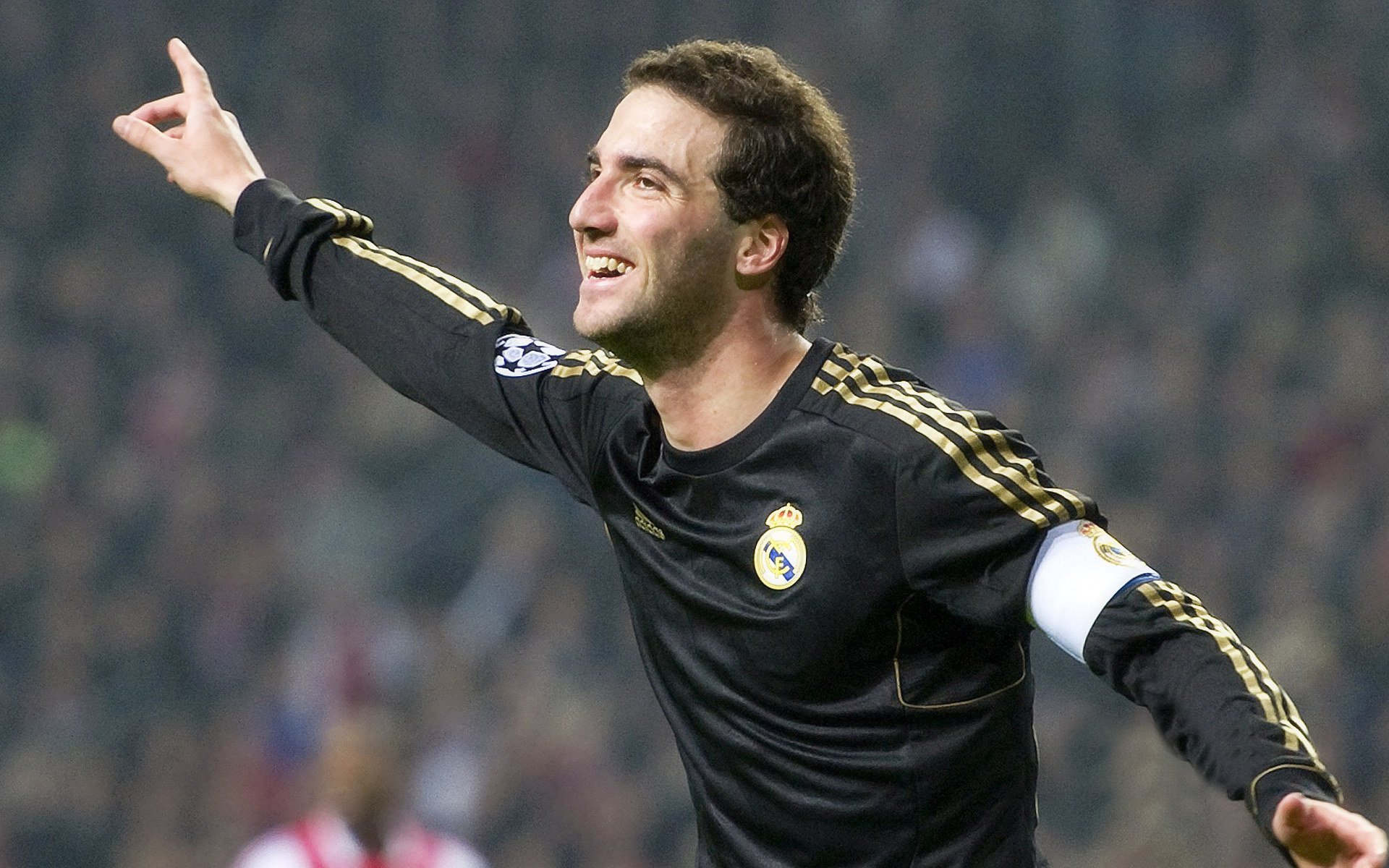 卡斯帕·科尔博泳池内外均实现突破，卡斯帕尔职业